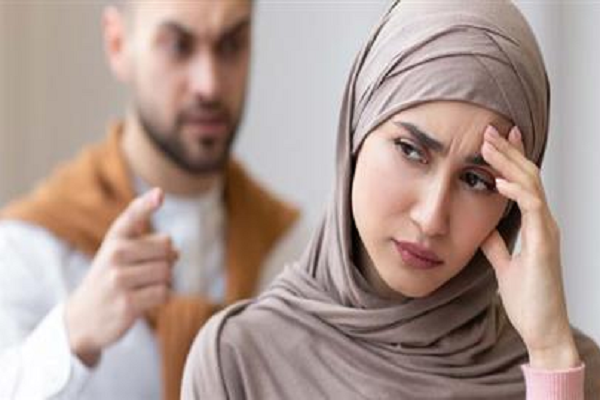 حكم طاعة الزوج في عدم الالتزام بالحجاب