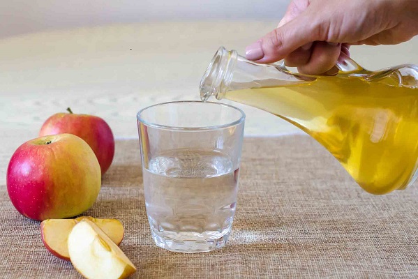Att kontrollera blodsockret ... de mest framträdande fördelarna med äppelcidervinäger med vatten efter att ha ätit