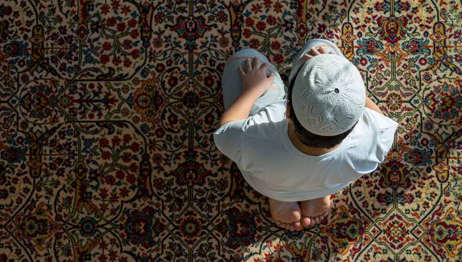 حكم الأذان والإقامة للمنفرد