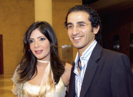 بالصور أول ظهور لـ ليلى ابنة منى زكى وأحمد حلمى