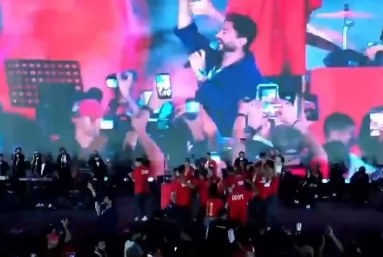  تامر حسني يشعل احتفالية منتخب مصر فى استا القاهرة بحضور الفريق
